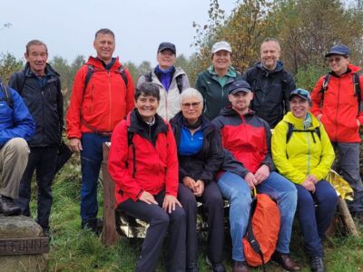 Gruppenbild der Teilnehmerinnen und Teilnehmer.