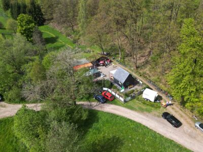 Drohnenaufnahmen vom Gelände der SGV-Hütte mit Impressionen vom 1. Maifest